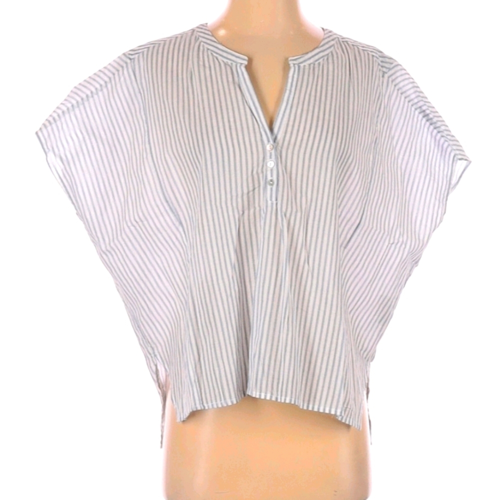 NWT 🤩🤩TOP🤩🤩